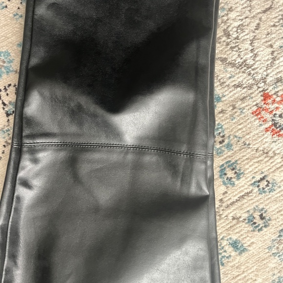 Wilfred Vegan Leather Pant Size 4 - Picture 4 of 4